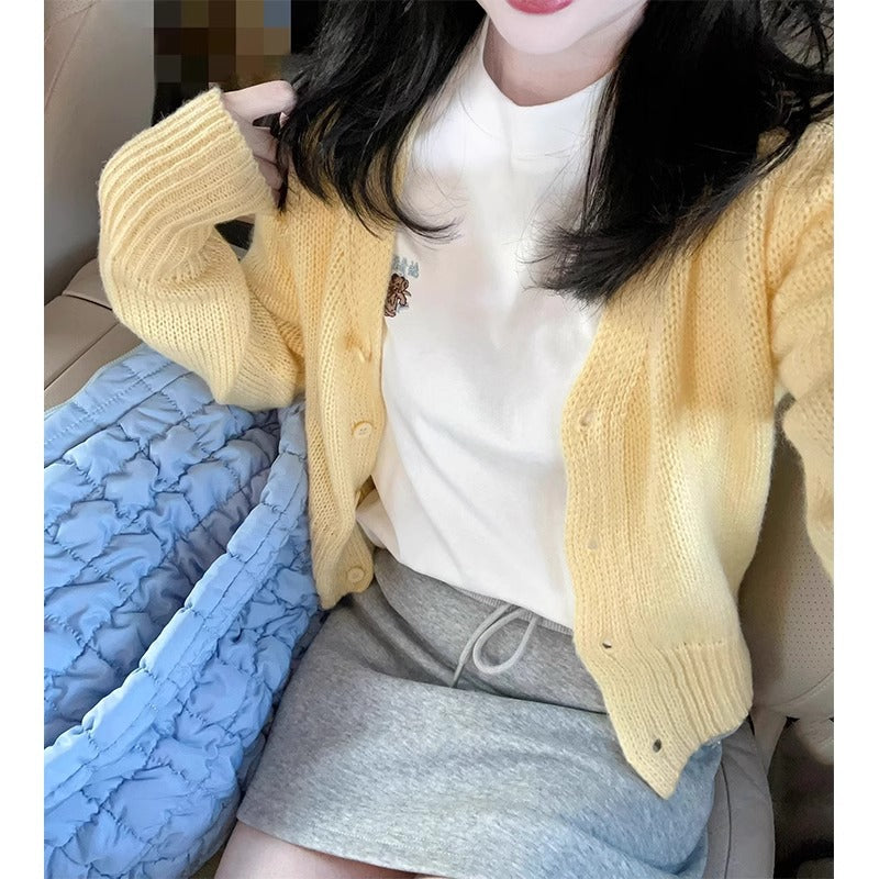 Women’s Cream Yellow Knit Cardigan – Soft Loose Fit